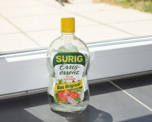 Fenster putzen mit Essig, Surig Essigessenz
