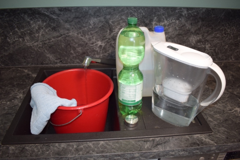 Fenster putzen mit Wasser ⇒ ökologisch sauber!